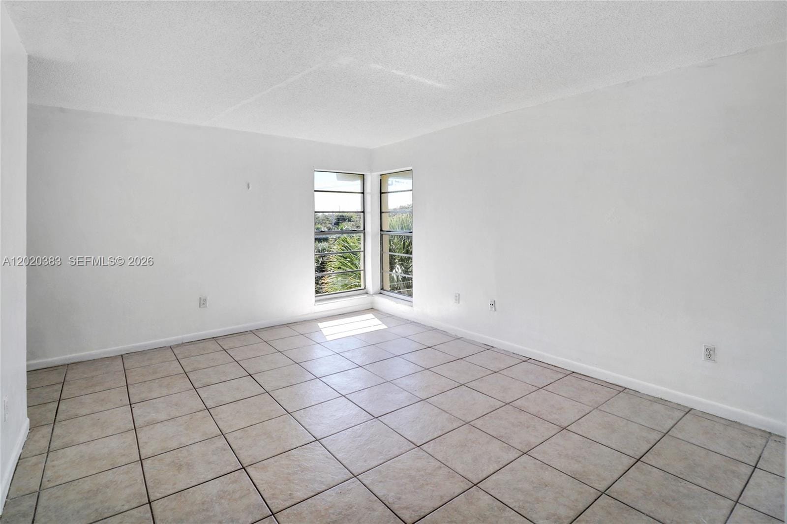 11905 NE 2nd Avenue C403, North Miami, FL 33161 photo 10