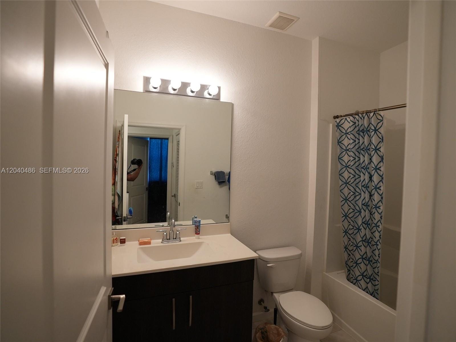 4037 NW 10th Place — photo 9