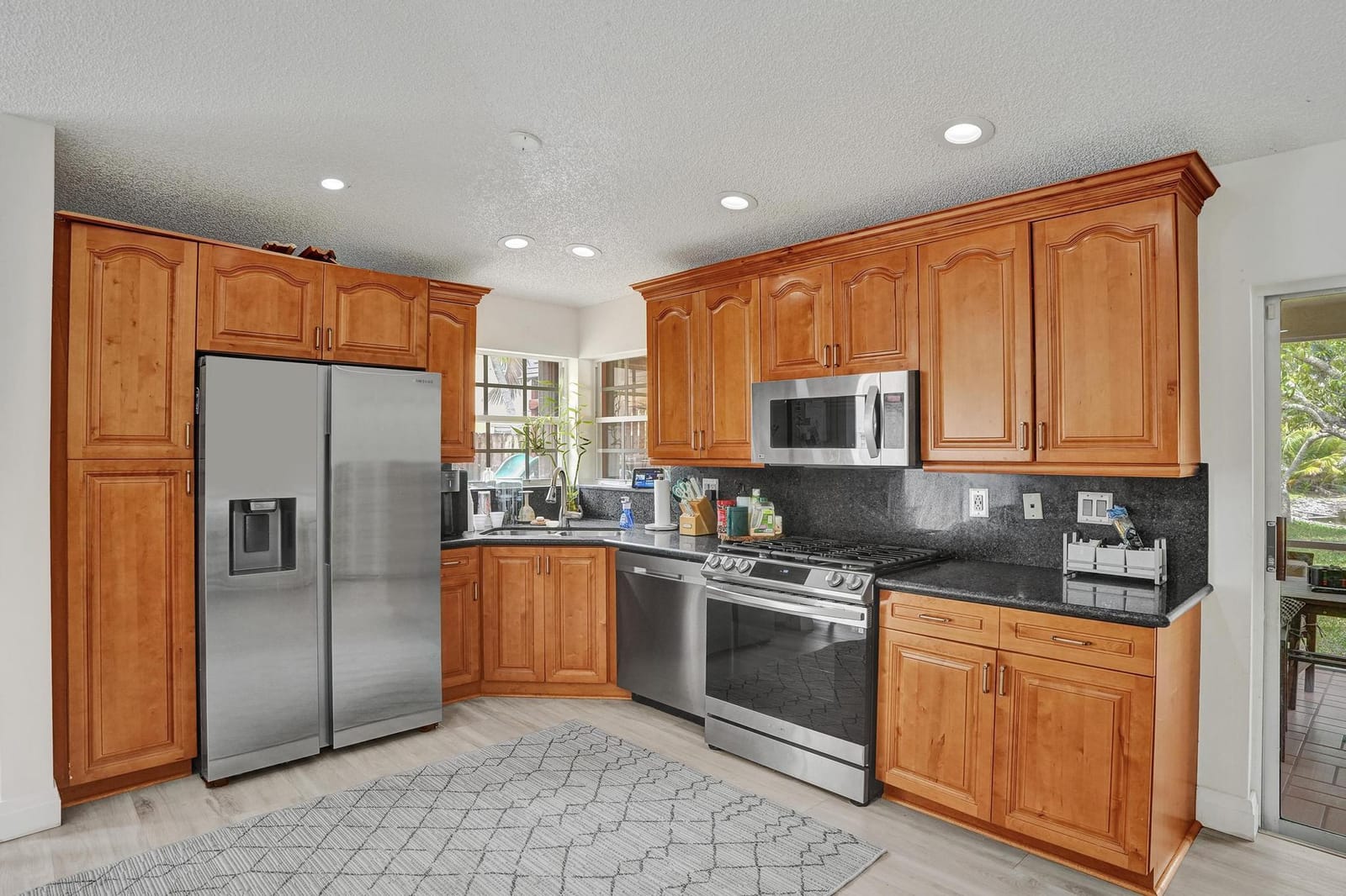 13525 NW 5th Court — photo 5