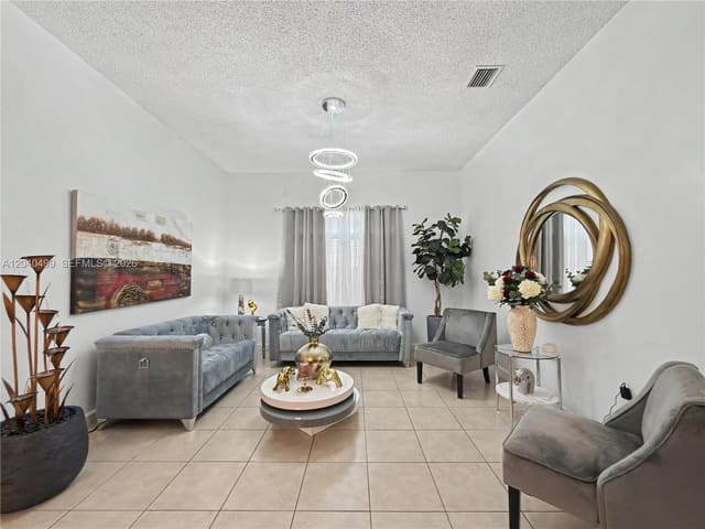 522 NE 20th Avenue, Homestead, FL 33033