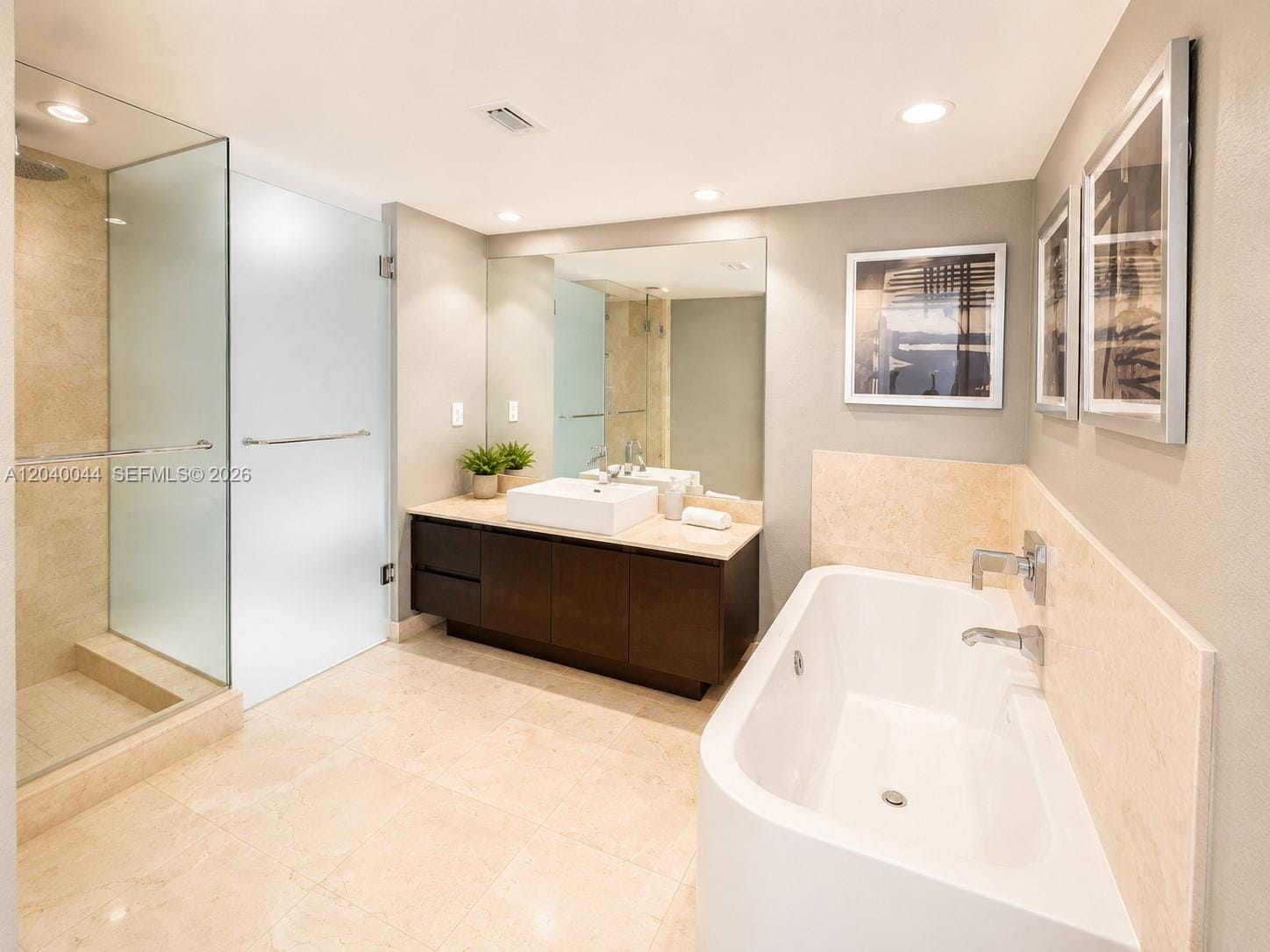 200 Sunny Isles Boulevard 2-504–Lanai Residence — photo 8