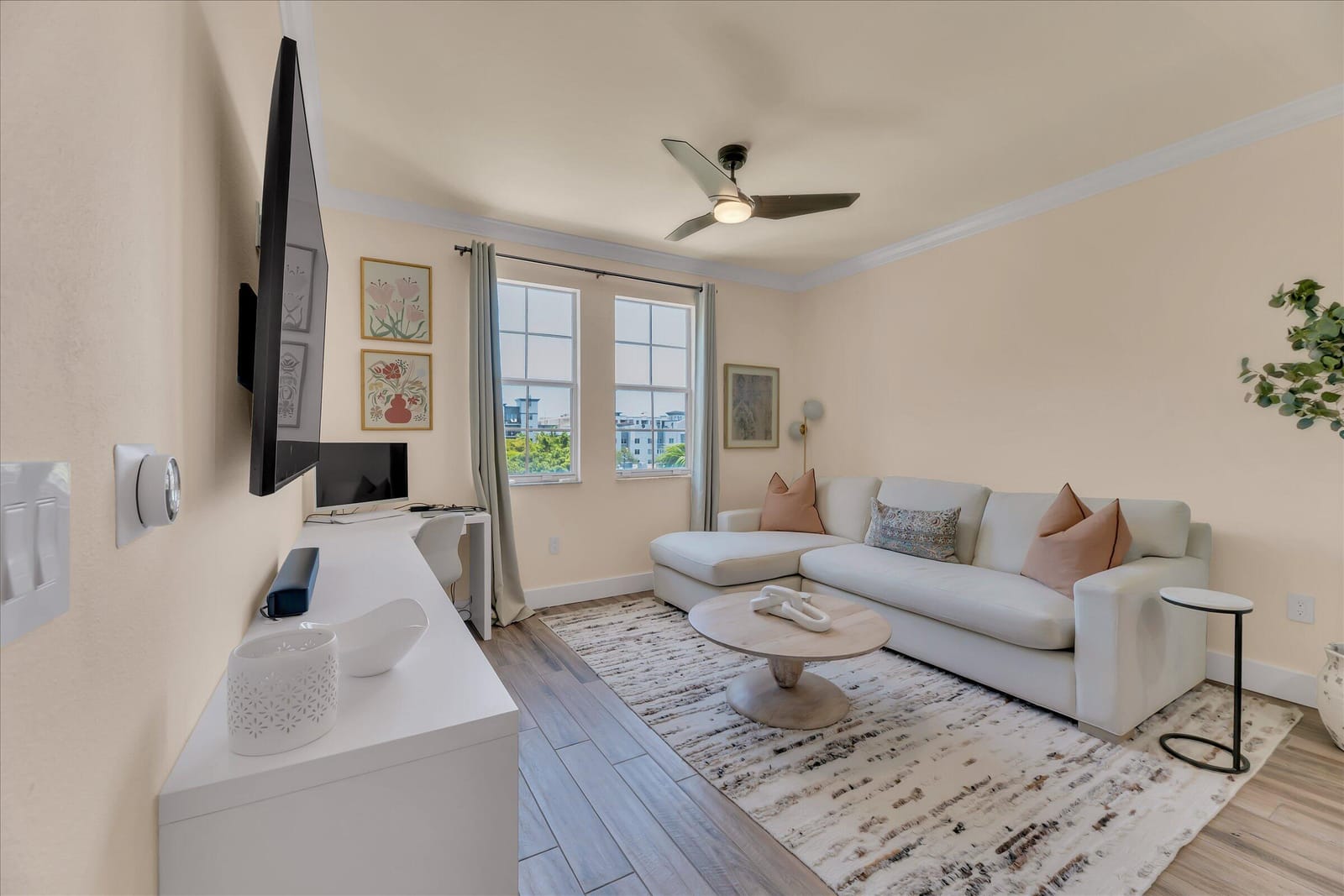 533 NE 3rd Avenue 512, Fort Lauderdale, FL 33301 photo 11