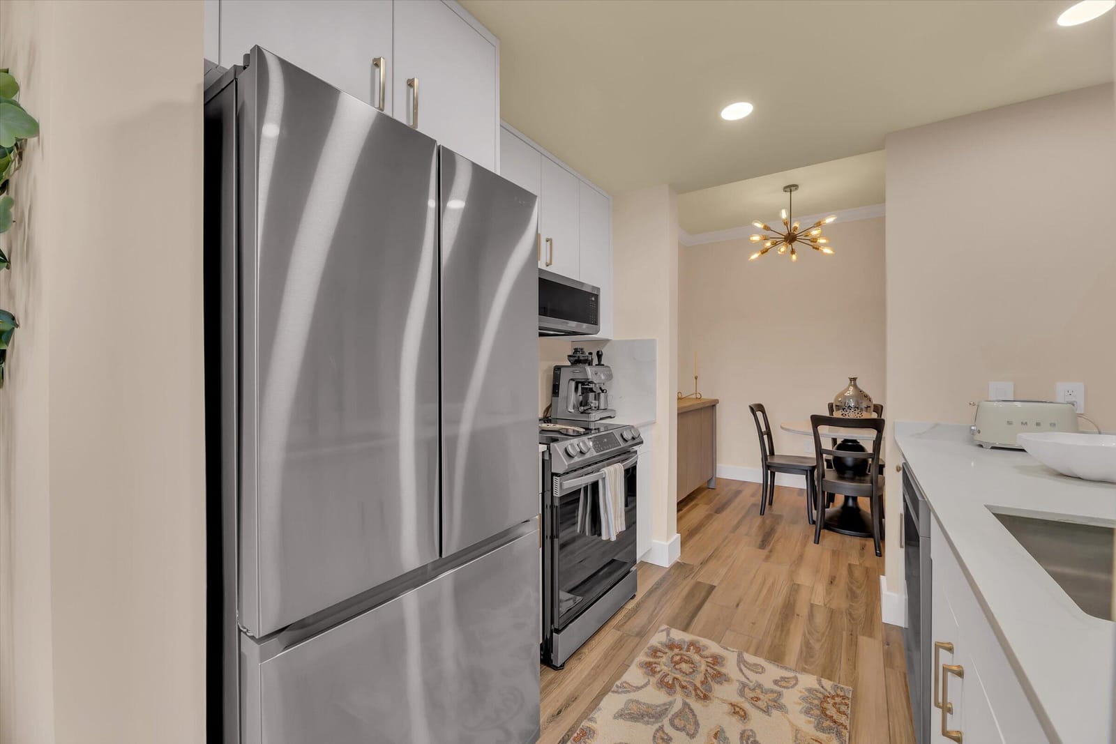 533 NE 3rd Avenue 512, Fort Lauderdale, FL 33301 photo 4