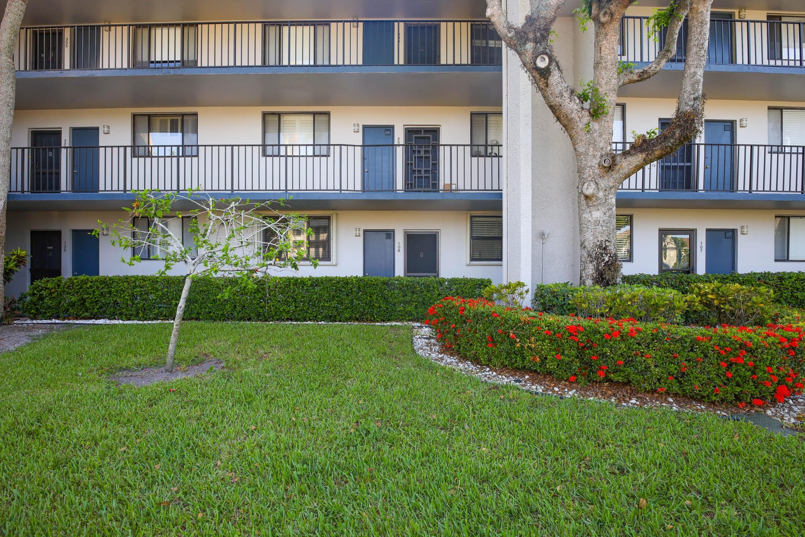 4381 Trevi Court 106, Lake Worth, FL 33467 photo 16
