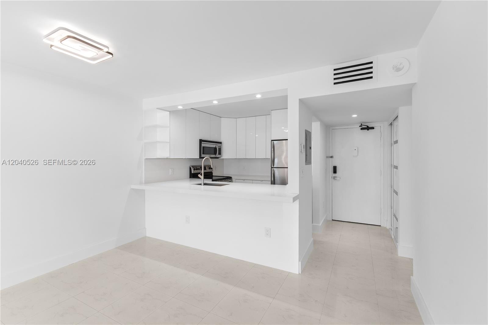345 Ocean Drive 924 — photo 7