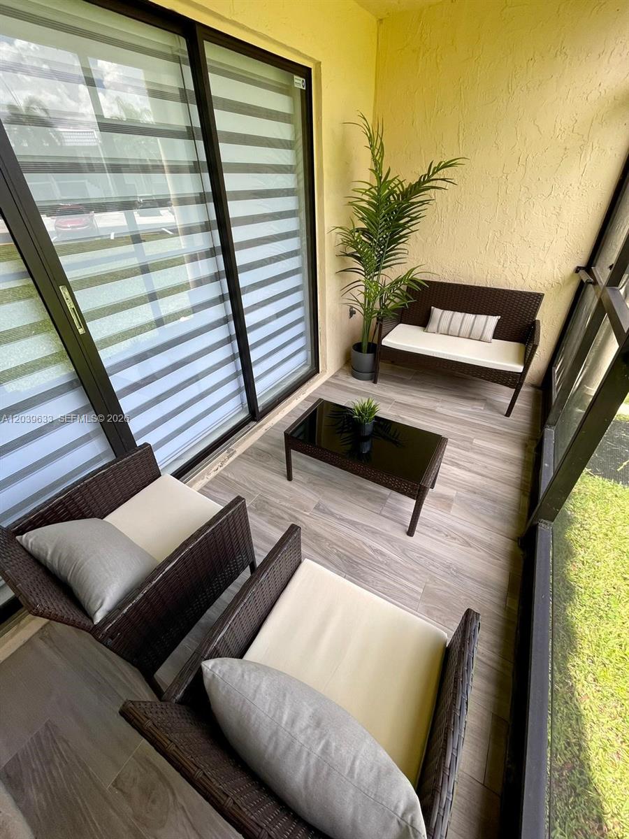 16461 Blatt Boulevard 103, Weston, FL 33326, Weston