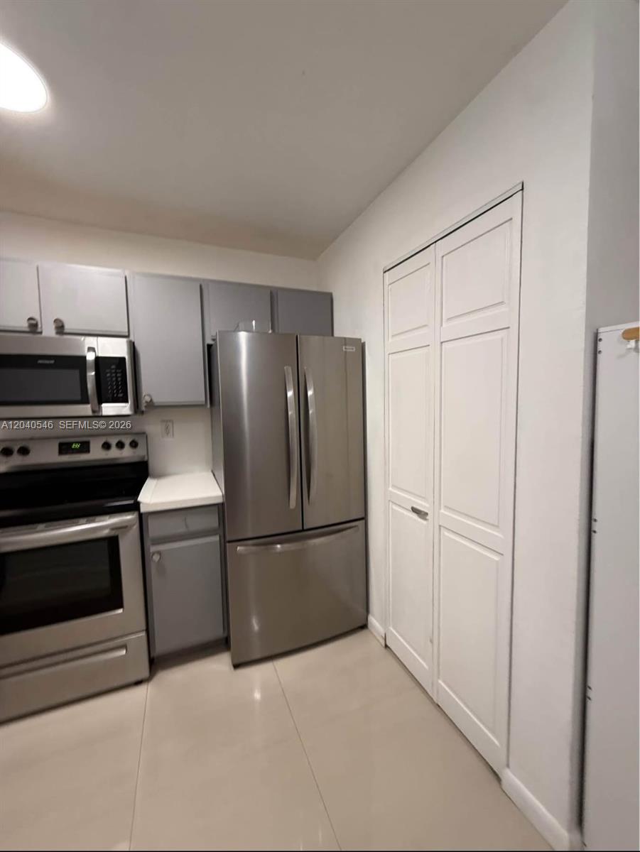 2198 NE 167th Street 2198, North Miami Beach, FL 33162, North Miami Beach