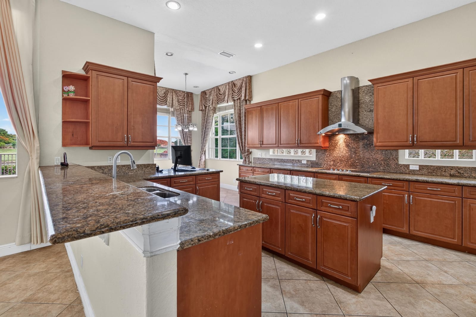 7213 NW 123rd Avenue, Parkland, FL 33076 photo 13