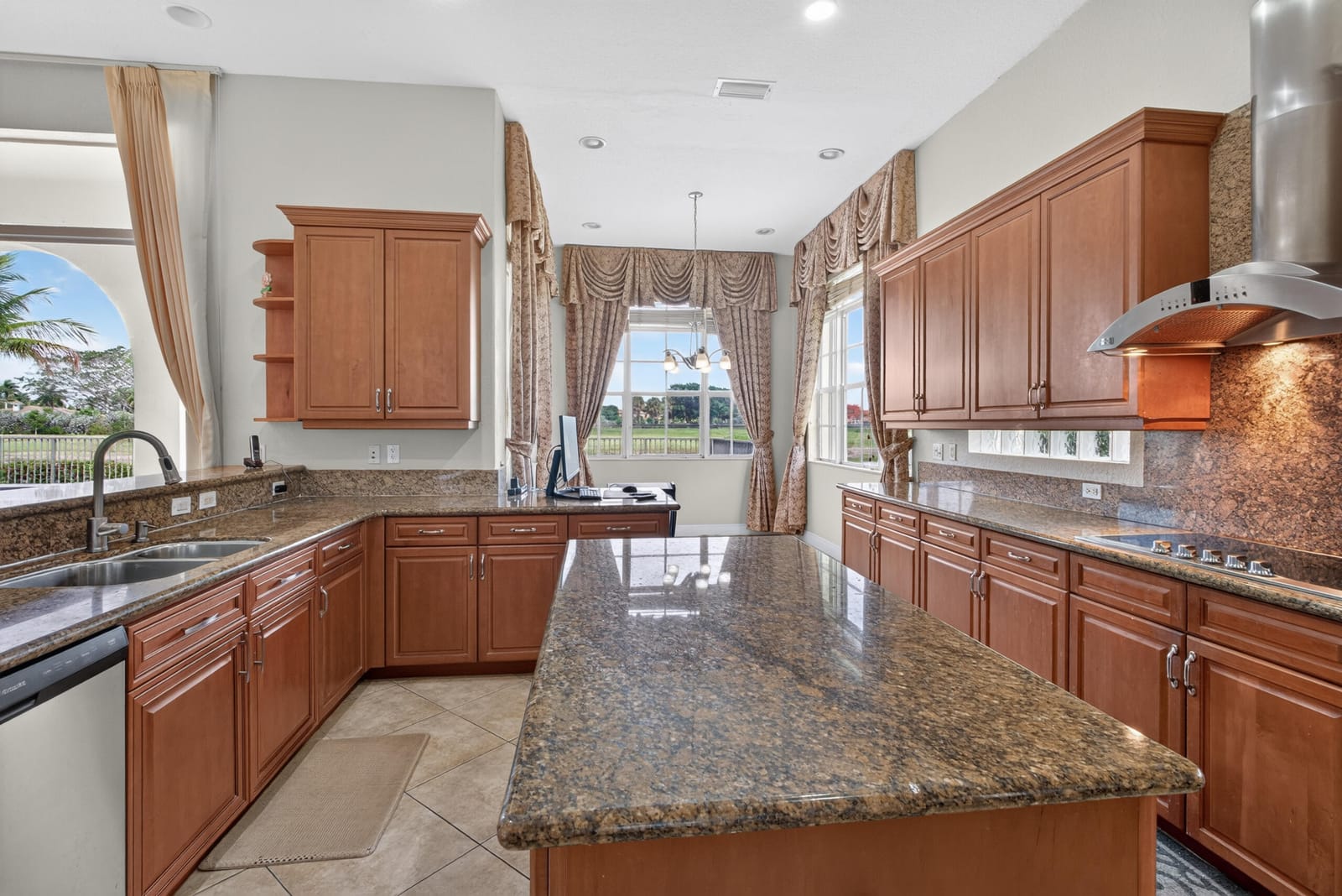 7213 NW 123rd Avenue, Parkland, FL 33076 photo 15