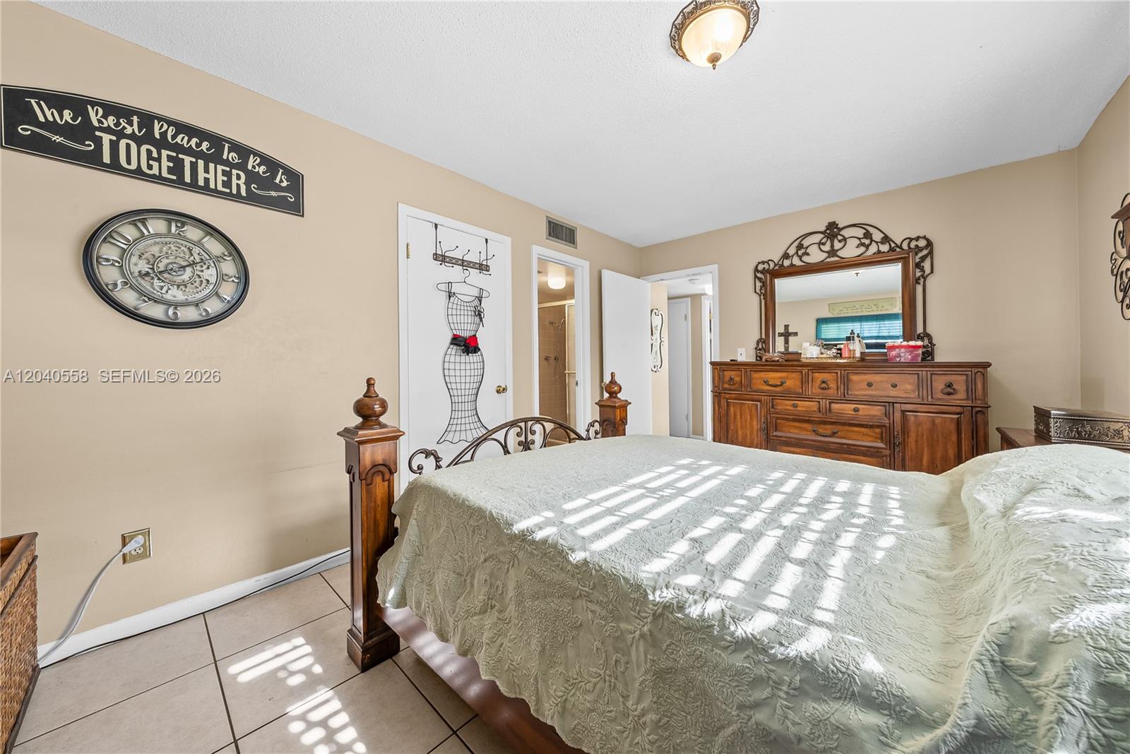 2208 Gardenia Way — photo 8