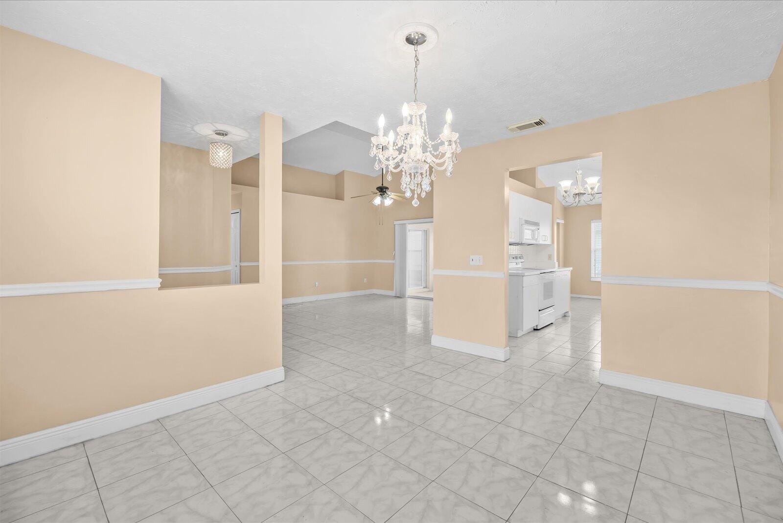 413 European Lane, Fort Pierce, FL 34982 photo 13