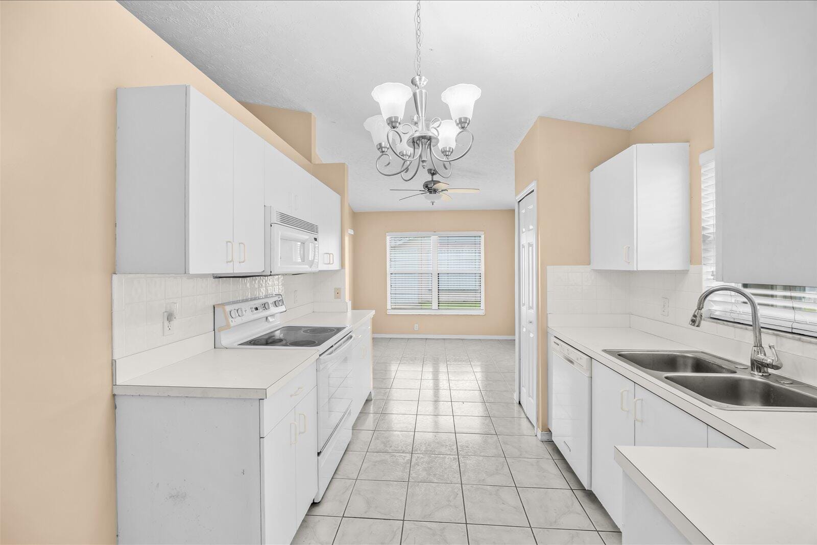 413 European Lane, Fort Pierce, FL 34982 photo 4