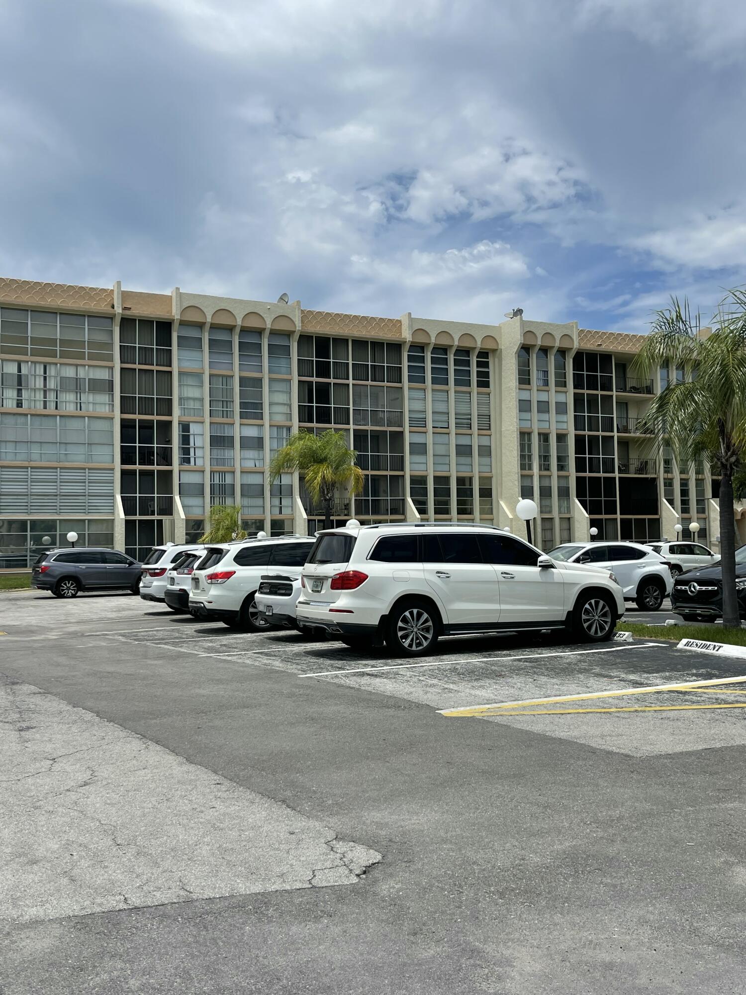 801 Three Islands Boulevard 306, Hallandale Beach, FL 33009, Hallandale Beach