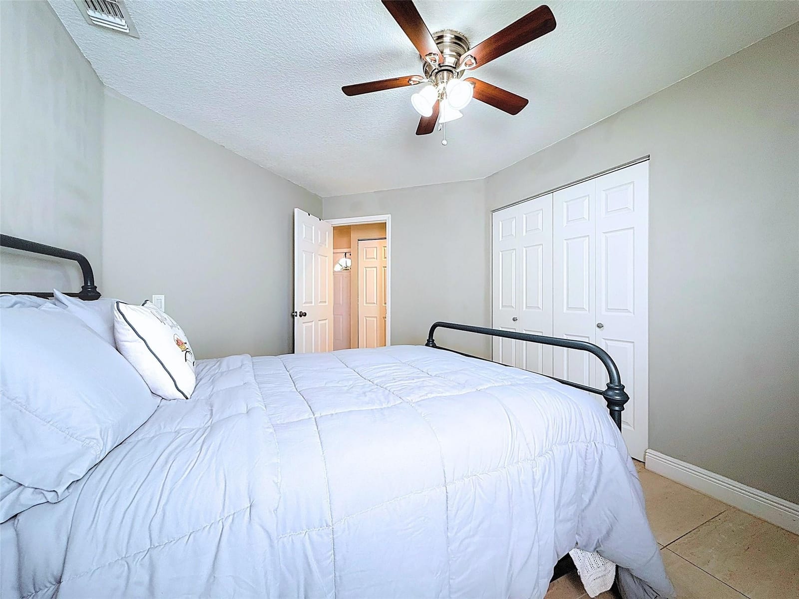 1420 Seagrape Circle, Weston, FL 33326 photo 15