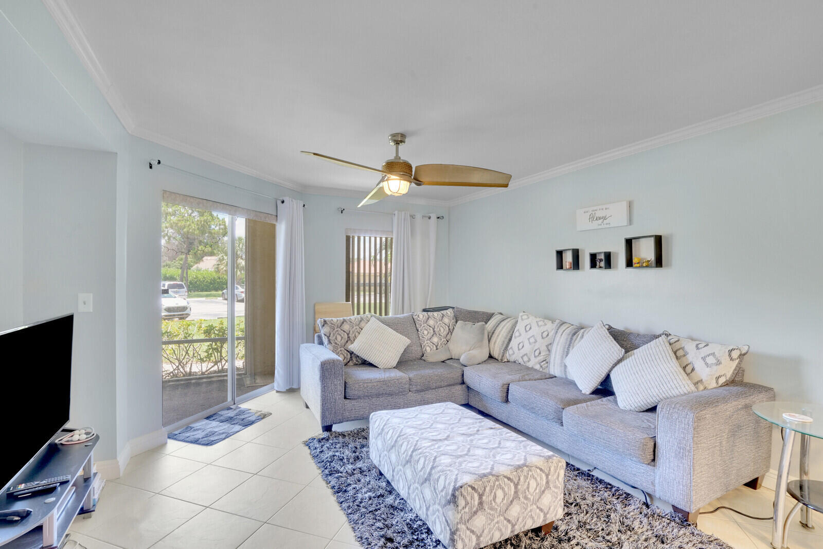 4855 Via Palm Lakes 902, West Palm Beach, FL 33417, West Palm Beach