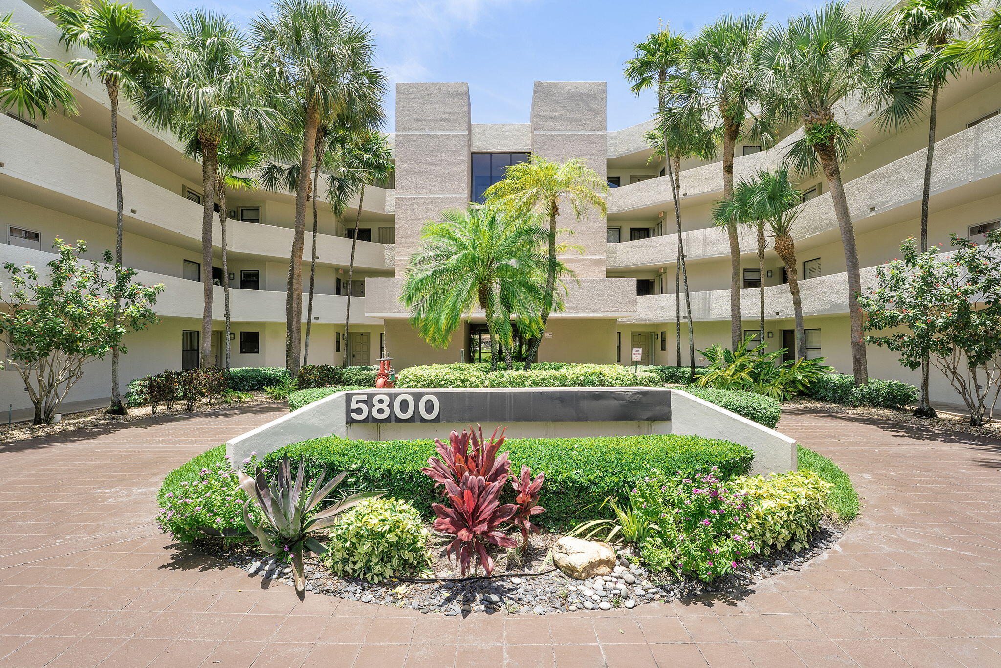 5800 Camino Del Sol 102, Boca Raton, FL 33433, Boca Raton