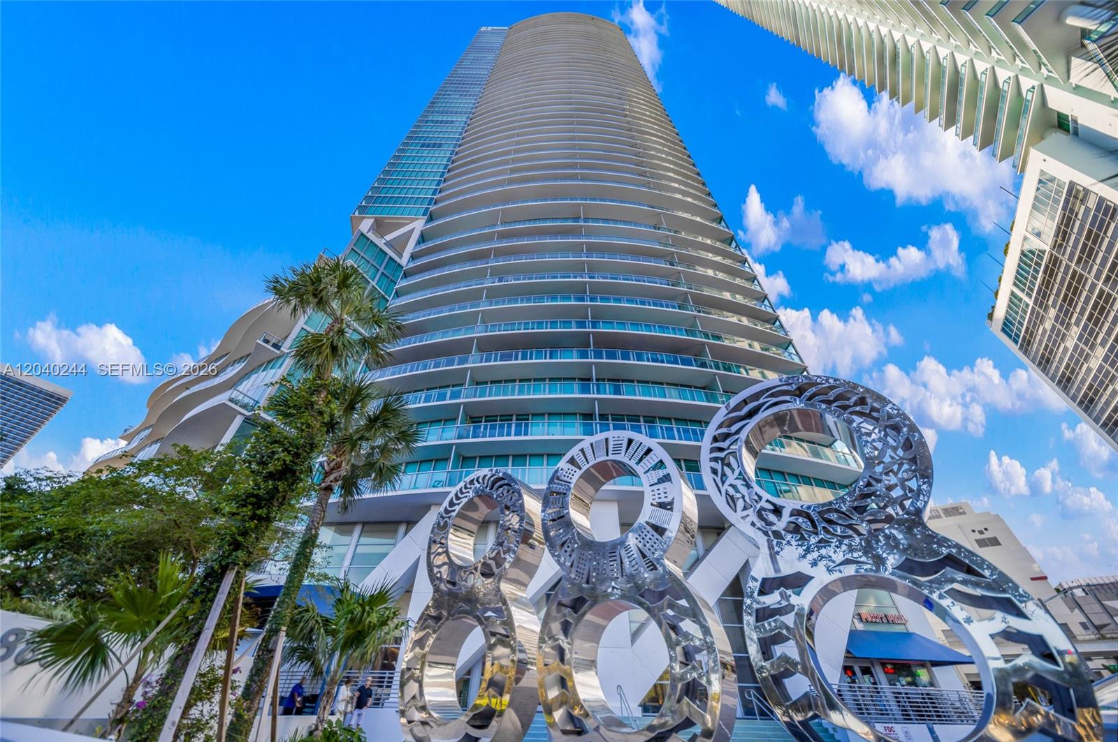 888 Biscayne Boulevard 3907, Miami, FL 33132, Miami