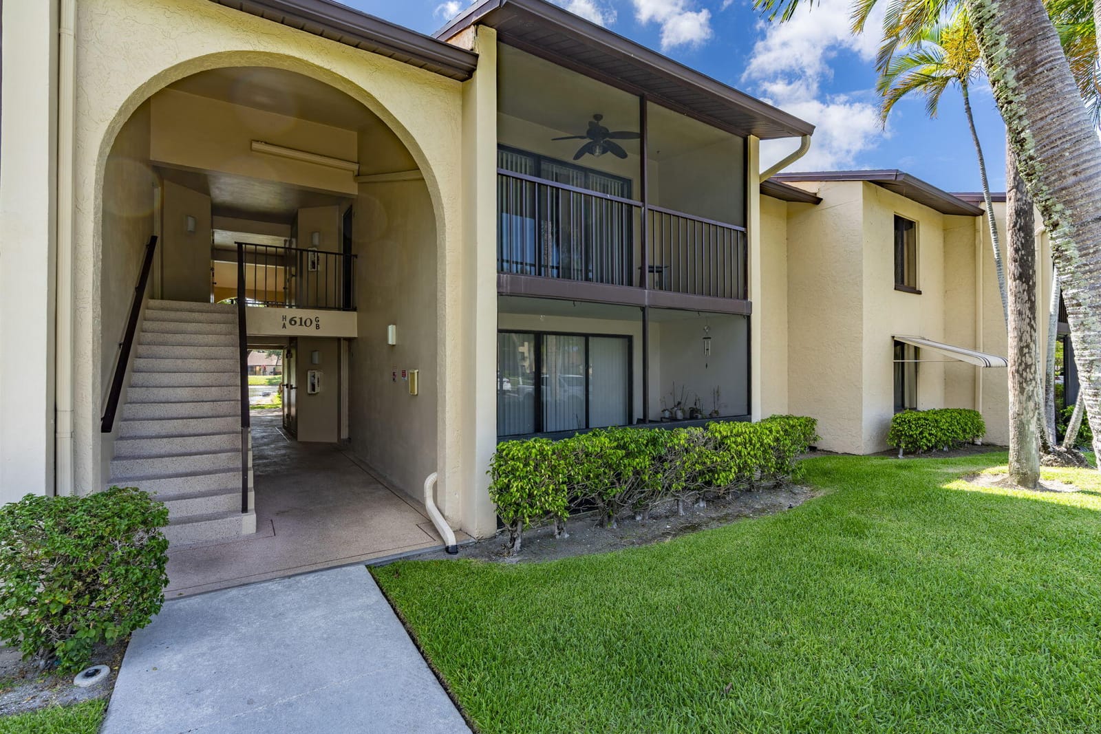 610 Sea Pine Way B2, Greenacres, FL 33415 photo 3