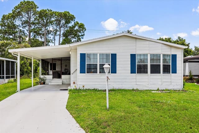202 Sandy Bottom Place A-09, Tropical Isles, Fort Pierce, FL