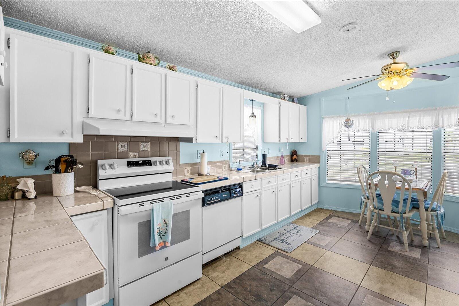 202 Sandy Bottom Place A-09, Fort Pierce, FL 34982 photo 14