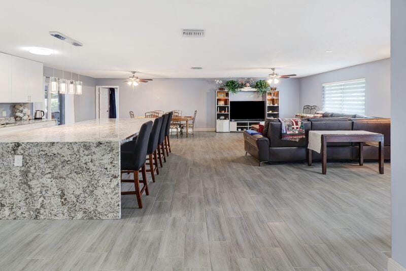 615 NE 15th Place, Boynton Beach, FL 33435 photo 5