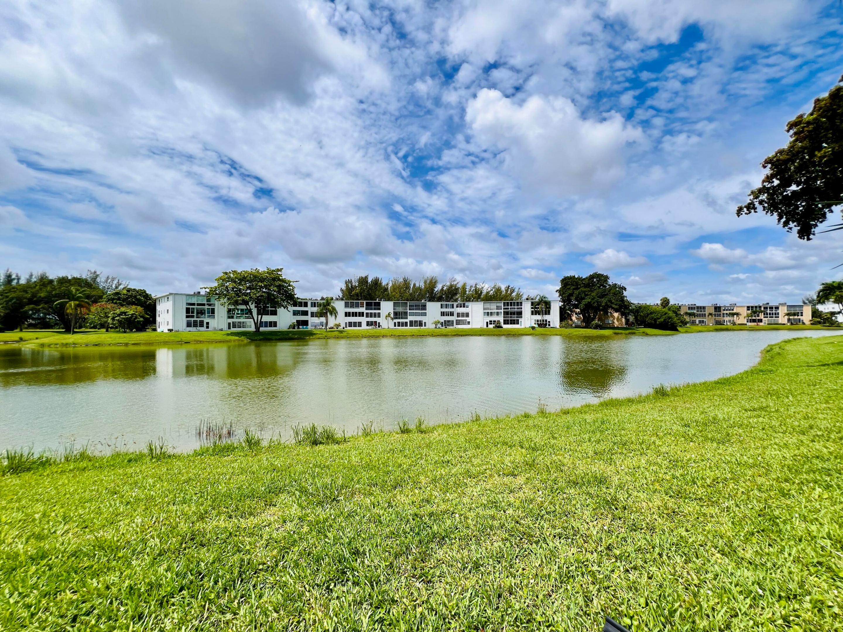 107 Wellington D, West Palm Beach, FL 33417, West Palm Beach