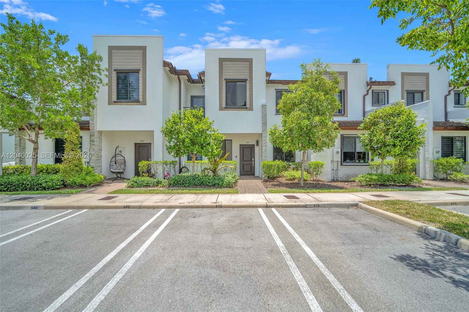 670 NE 207th Street, Miami, FL 33179, Miami