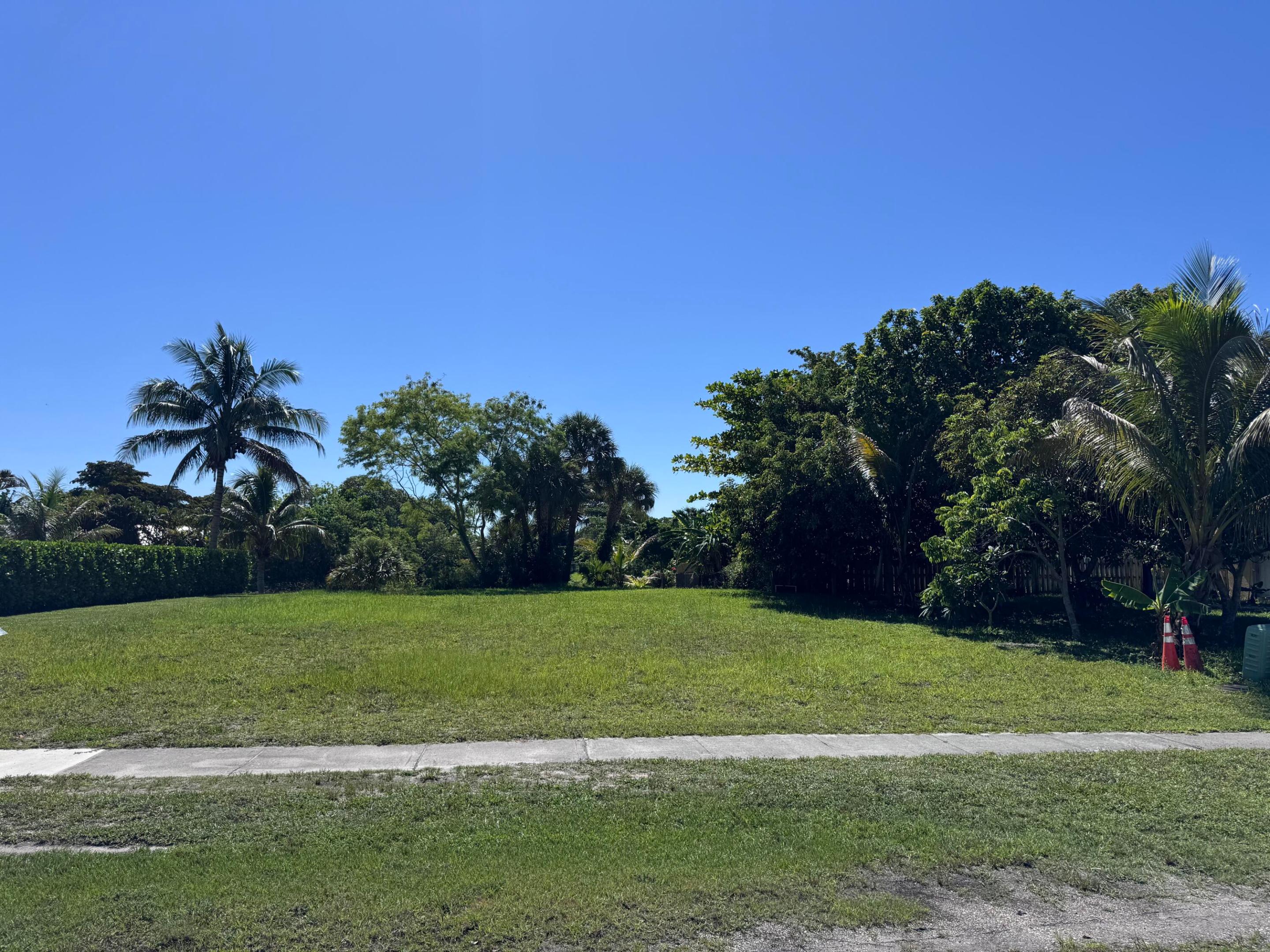 Xxx Starling Avenue, Royal Palm Beach, FL 33411, Royal Palm Beach