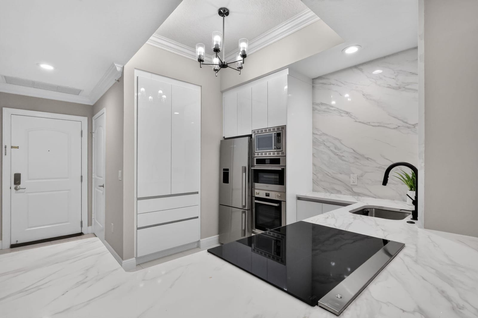 701 S Olive Avenue 1205 — photo 3