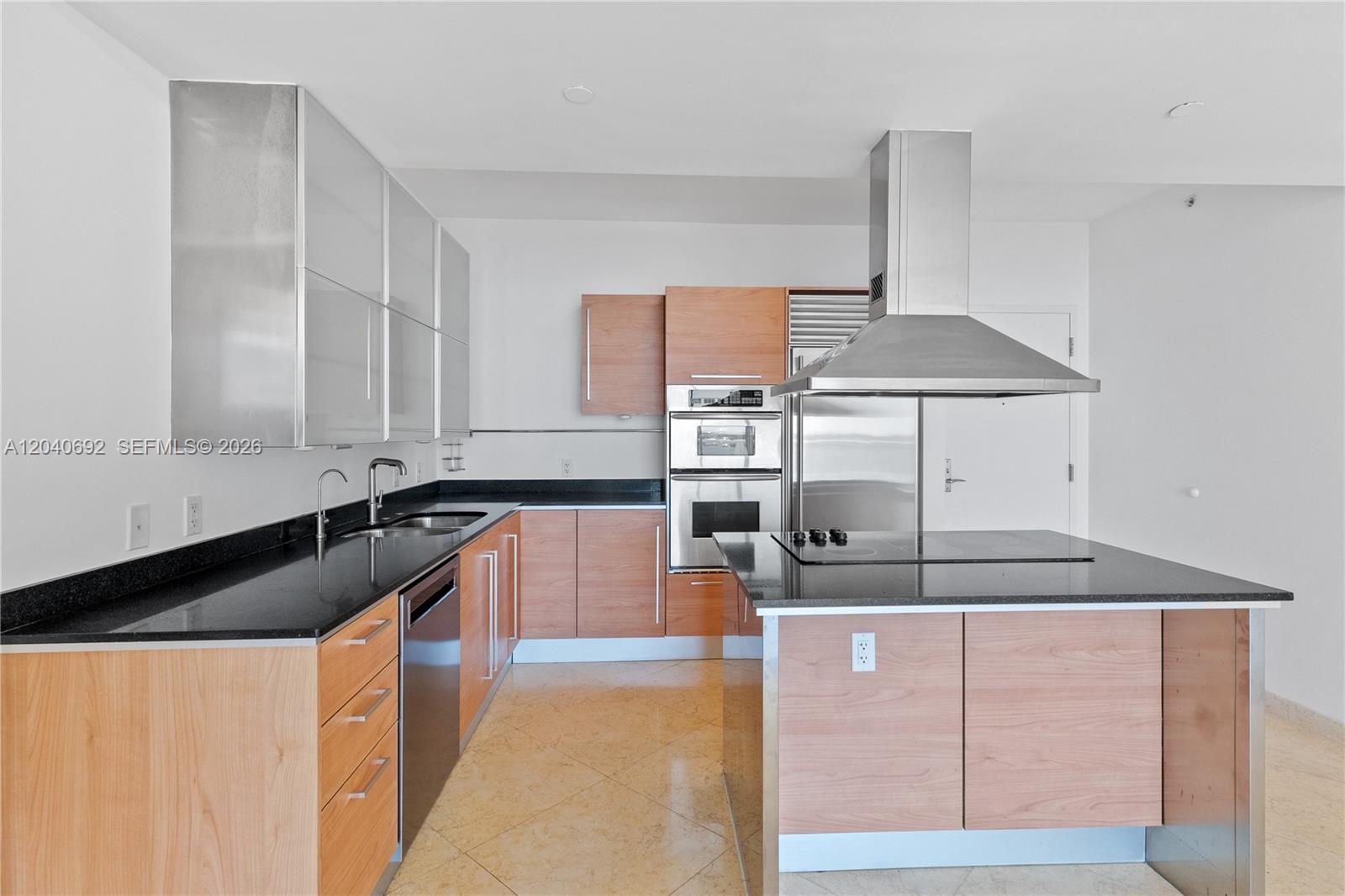 218 SE 14th Street 1803, Miami, FL 33131, Miami