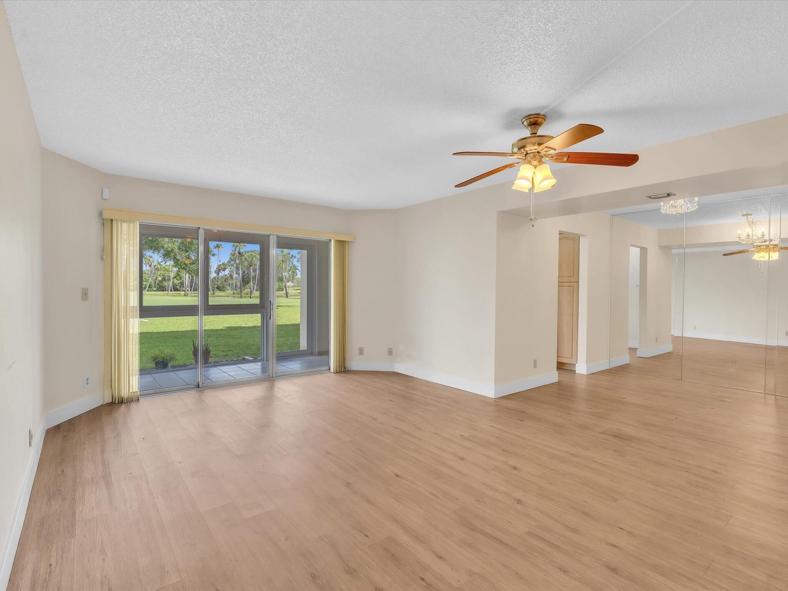 3959 Via Poinciana 104 — photo 11