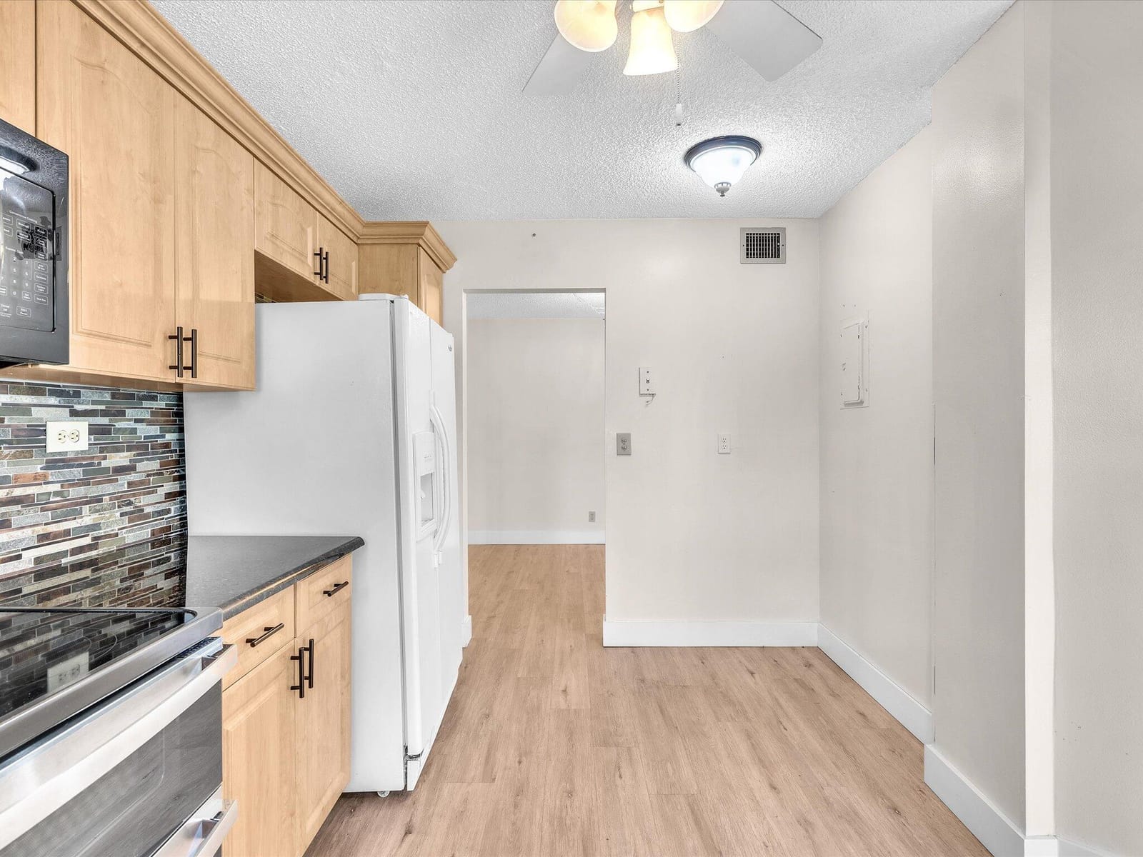 3959 Via Poinciana 104, Lake Worth, FL 33467 photo 20