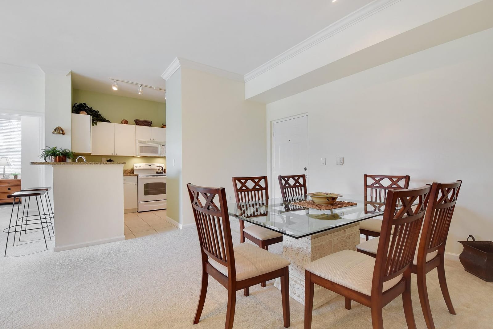 11760 Saint Andrews Place 304 — photo 2