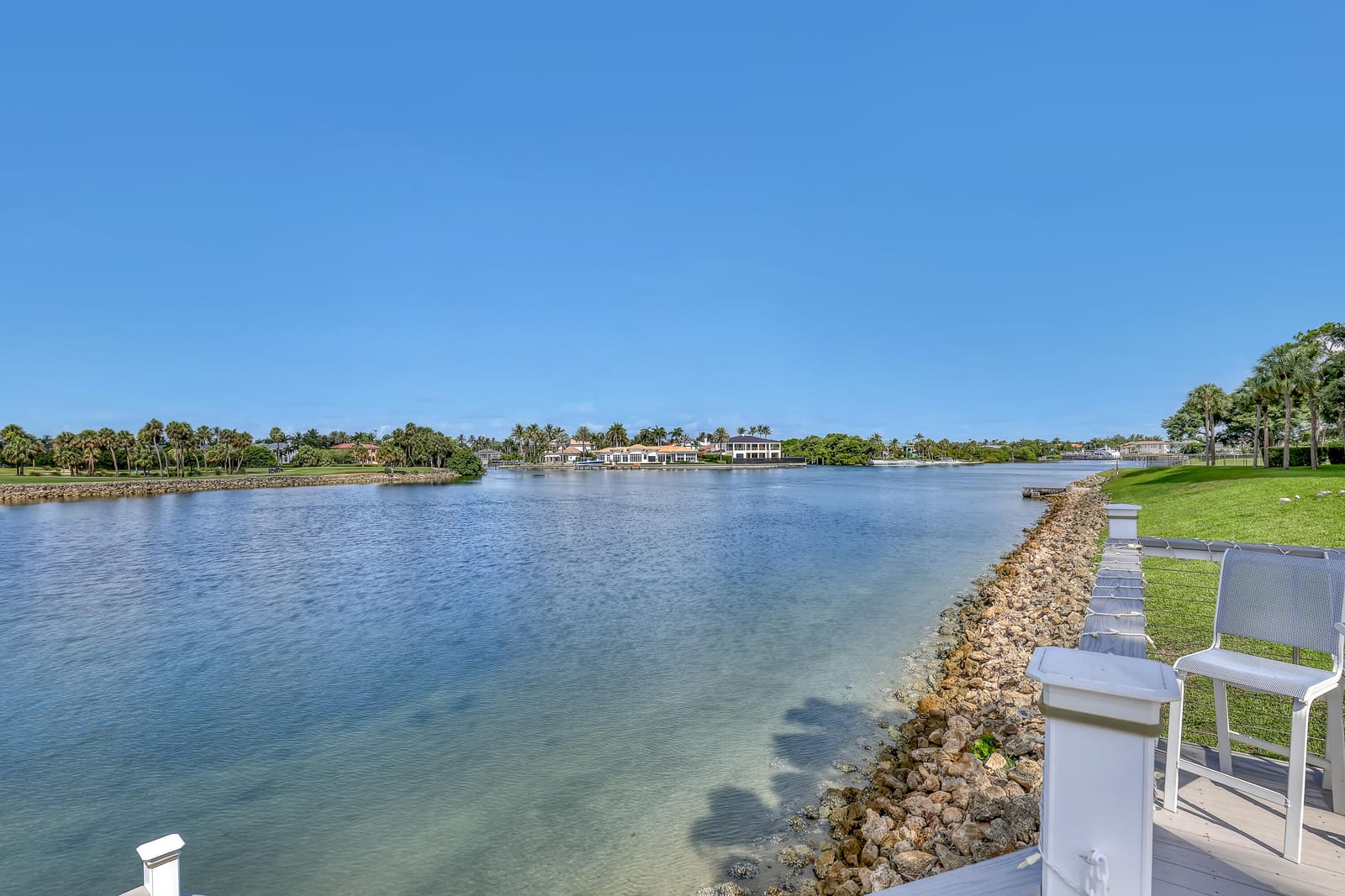 356 Golfview Road 403, North Palm Beach, FL 33408 photo 16