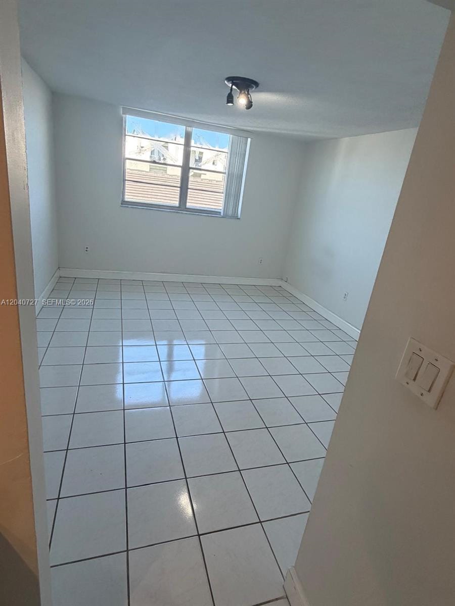 1990 Marseille Drive 303, Miami Beach, FL 33141 photo 11