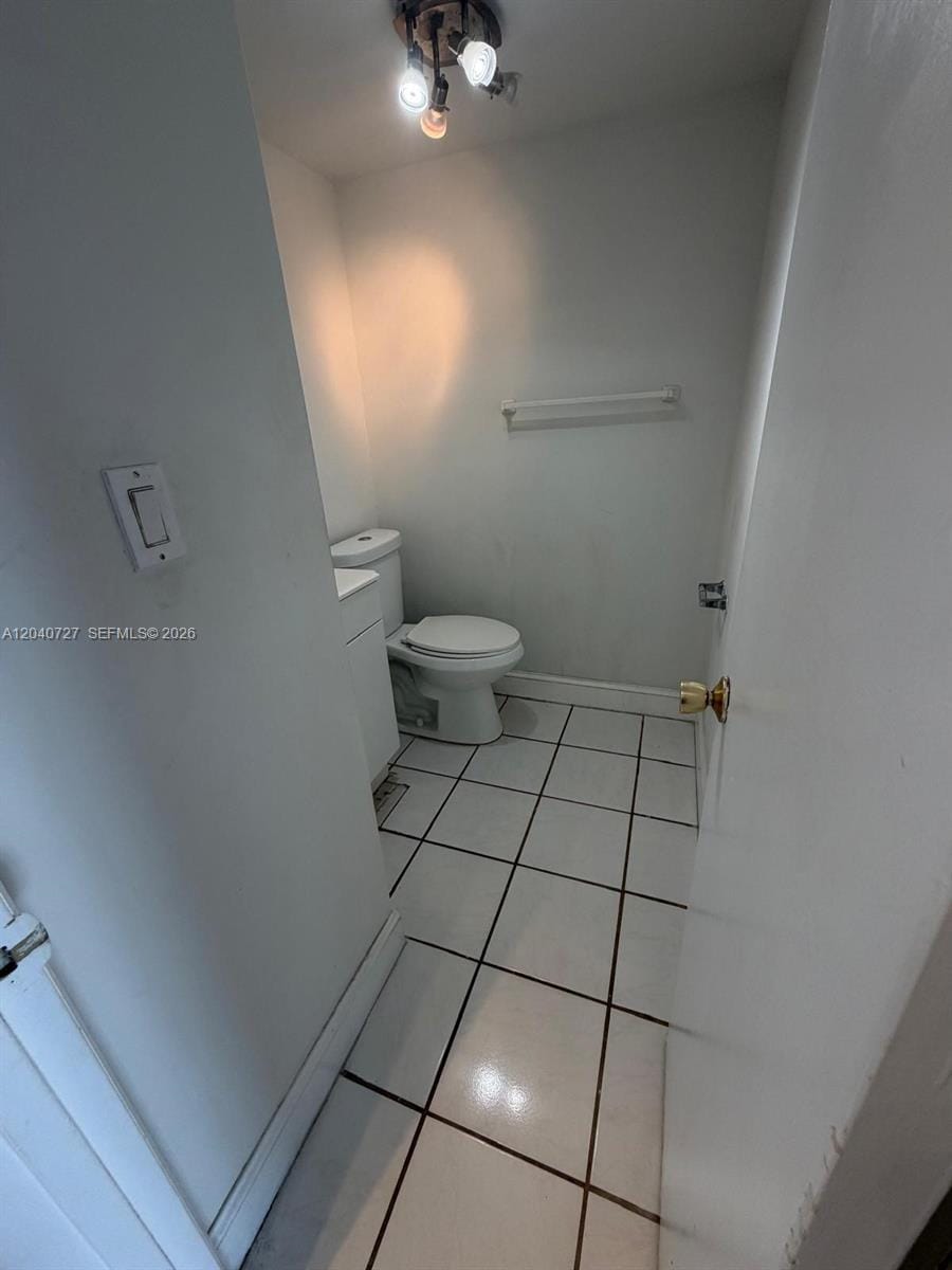 1990 Marseille Drive 303, Miami Beach, FL 33141 photo 17