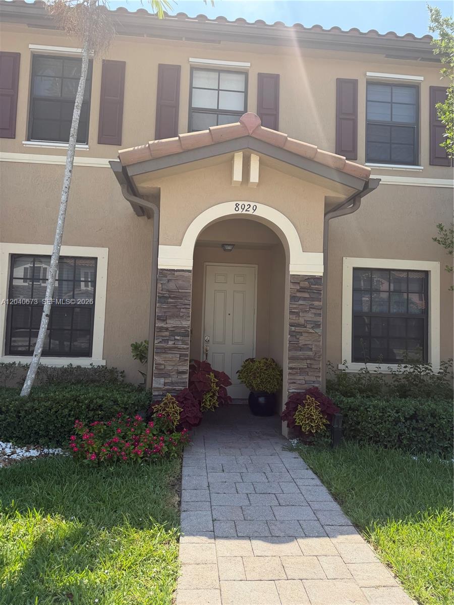 8929 W 35th Way, Hialeah, FL 33018, Hialeah