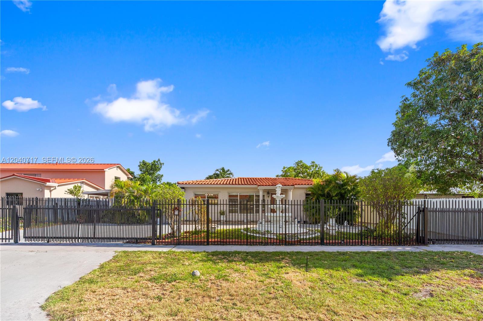 491 W 35th Place, Hialeah, FL 33012, Hialeah