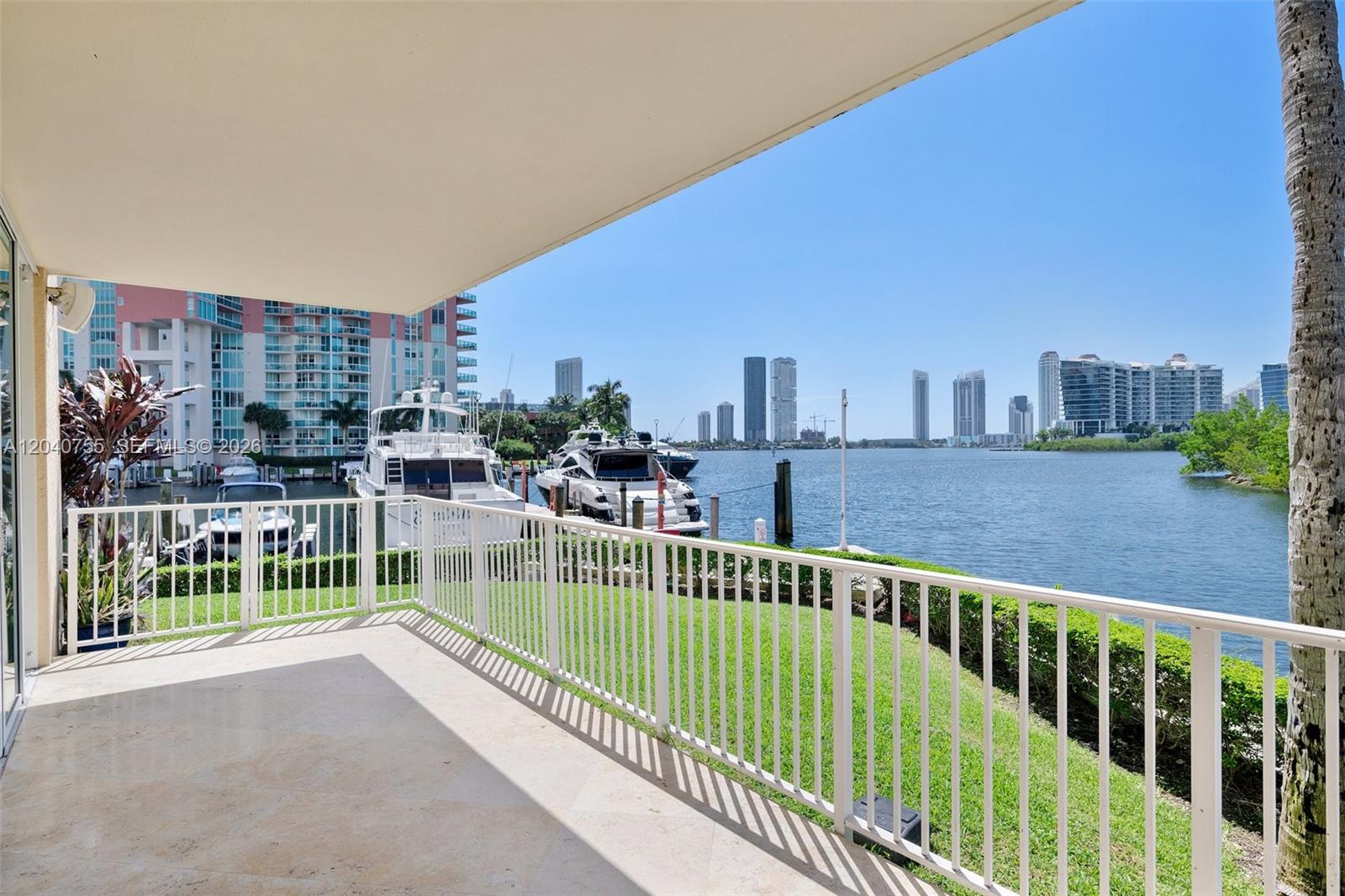 3330 NE 190th Street 114, Aventura, FL 33180, Aventura