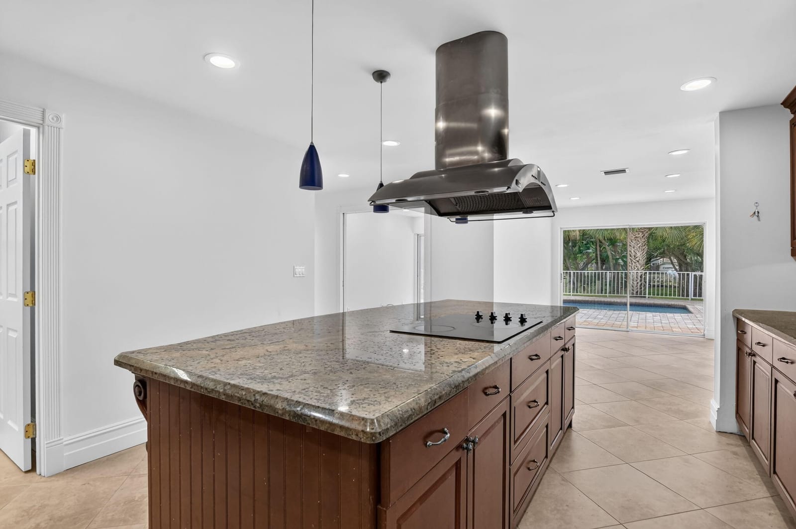 23338 La Vida Way, Boca Raton, FL 33433 photo 9