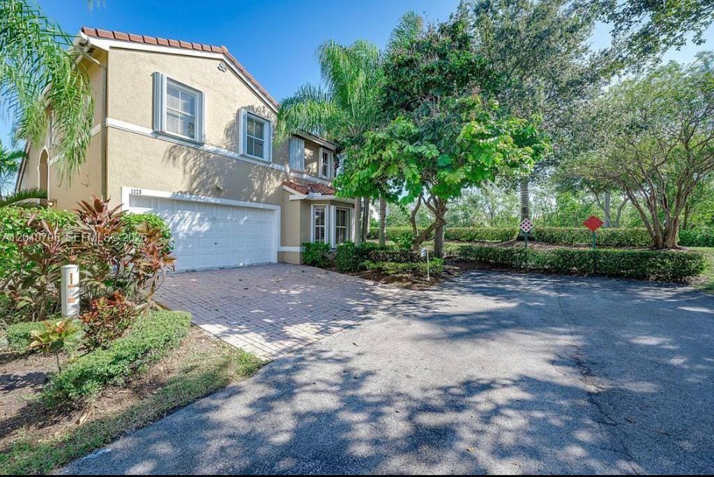 1125 Butternut Lane, Hollywood, FL 33019