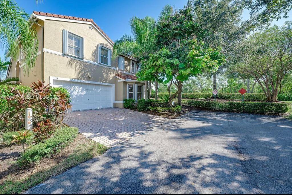 1125 Butternut Lane, Hollywood, FL 33019, Hollywood