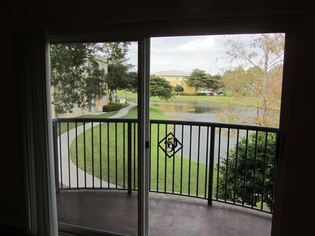 700 S Crestwood Court S 704, Royal Palm Beach, FL 33411