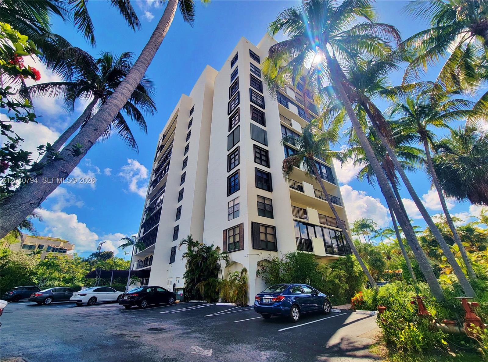 77 Crandon Blvd 2b 2B, Key Biscayne, FL 33149, Key Biscayne