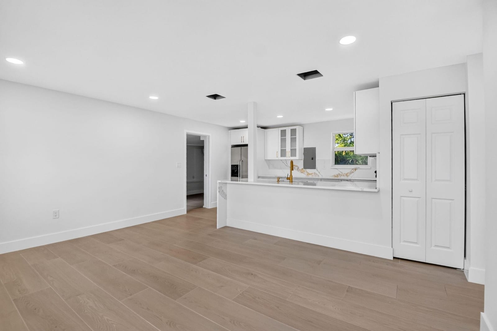 3947 Pensacola Drive — photo 7