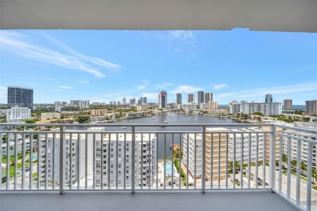 427 Golden Isles Drive 16H, Hallandale Beach, FL 33009