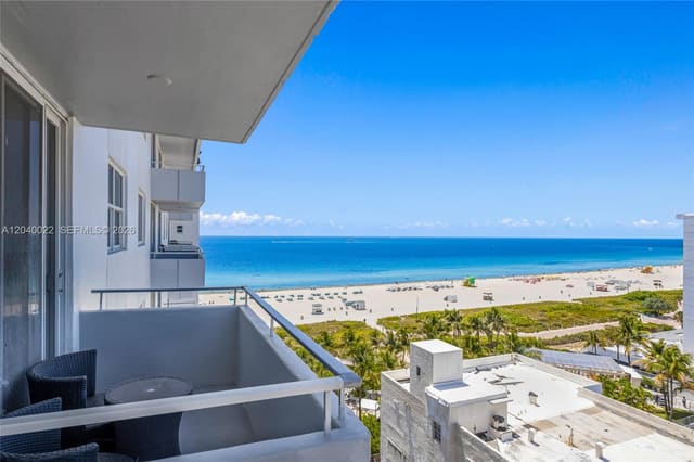 465 Ocean Drive 1009, Royal Atlantic, Miami Beach, FL