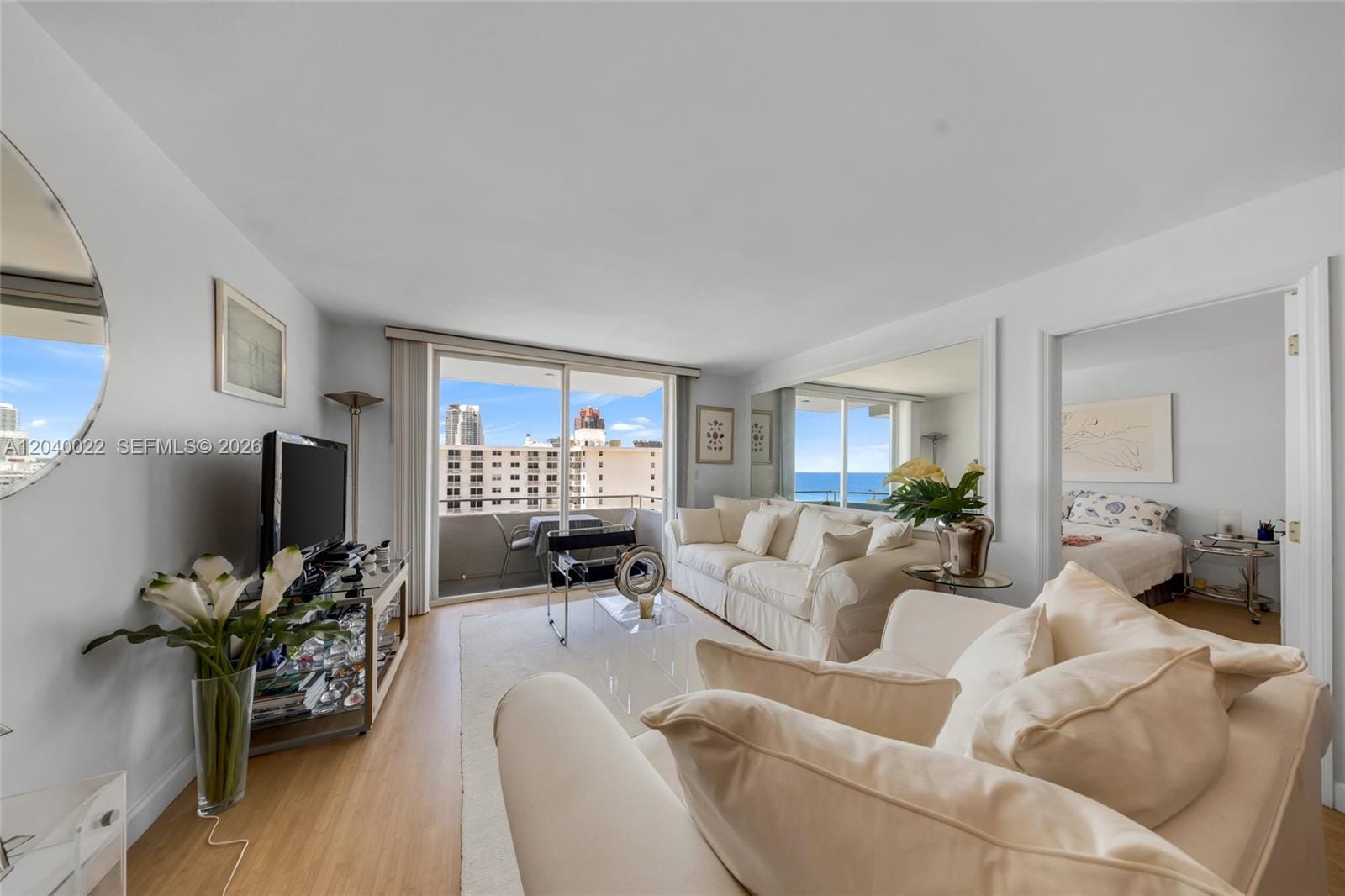 465 Ocean Drive 1009, Miami Beach, FL 33139 photo 3