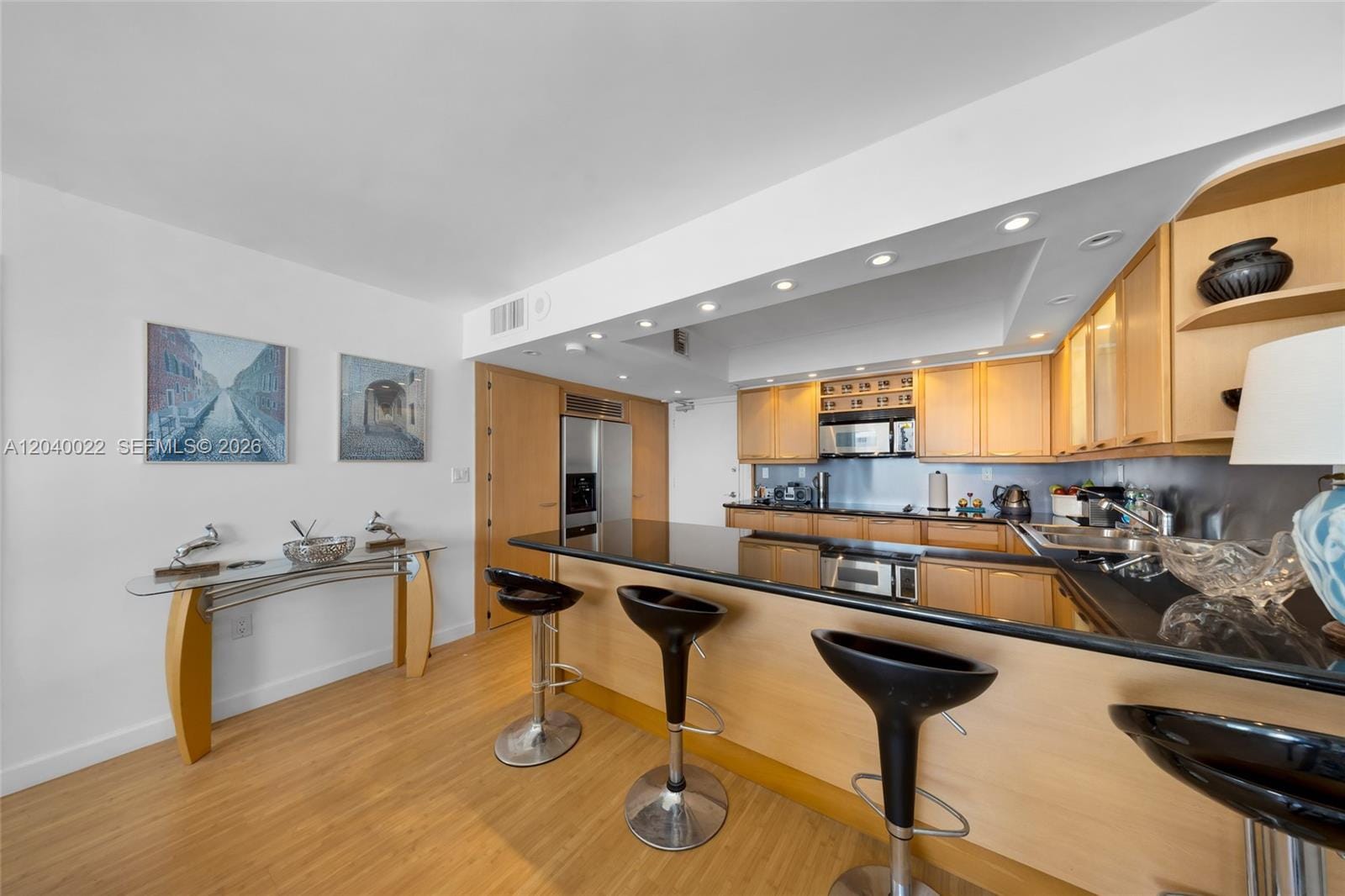 465 Ocean Drive 1009, Miami Beach, FL 33139 photo 7