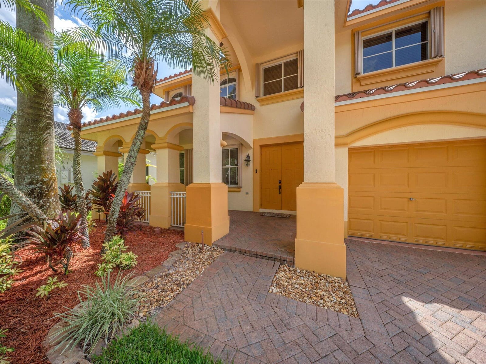 1383 Crossbill Court, Weston, FL 33327 photo 3